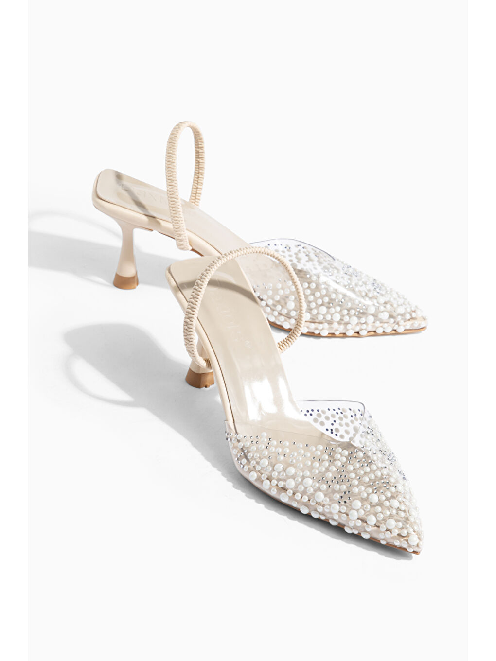 Bej İncili Kadın Stiletto Taşlı Sivri Burun Arkası Açık Abiye Topuklu Ayakkabı-5