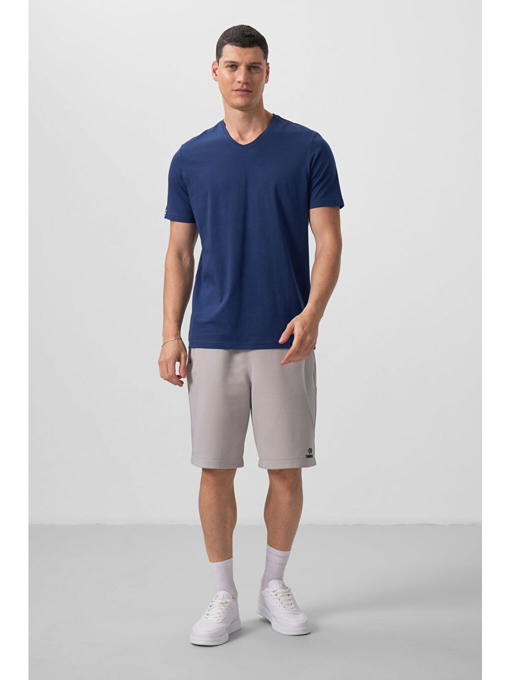 İndigo Basic Kısa Kol Standart Kalıp V Yaka Erkek Tişört - 87912-2