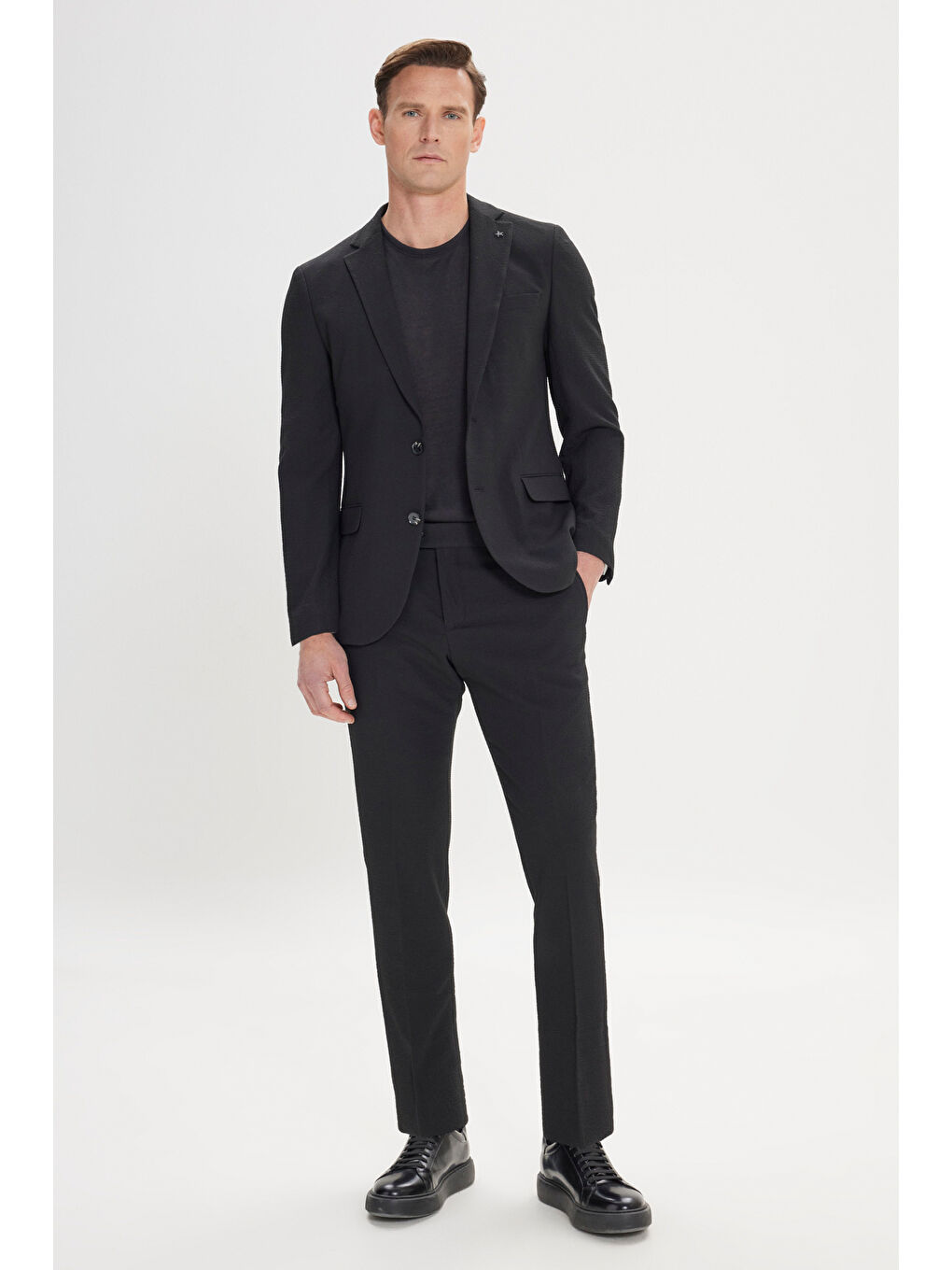 Erkek Siyah Slim Fit Dar Kesim Mono Yaka Gofre Desenli Takım Elbise-1