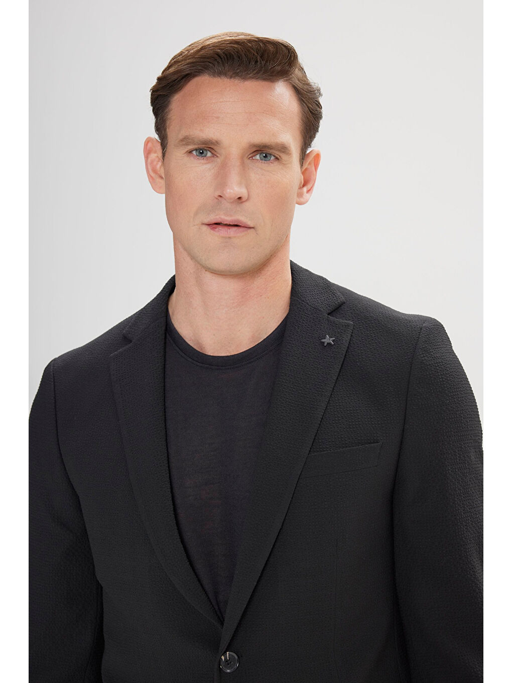 Erkek Siyah Slim Fit Dar Kesim Mono Yaka Gofre Desenli Takım Elbise-5