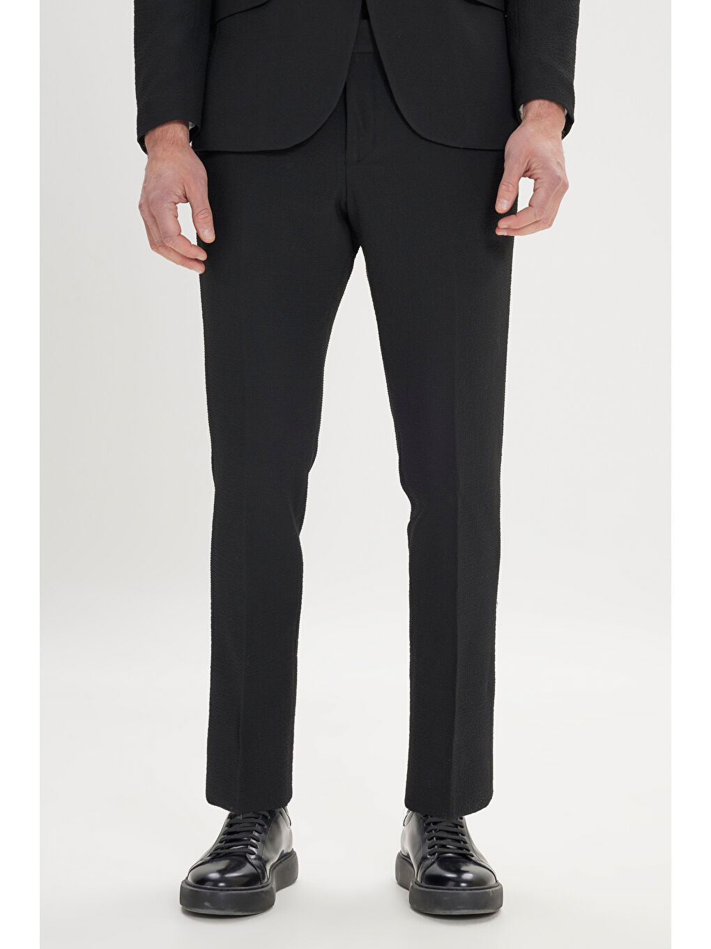 Erkek Siyah Slim Fit Dar Kesim Mono Yaka Gofre Desenli Takım Elbise-6