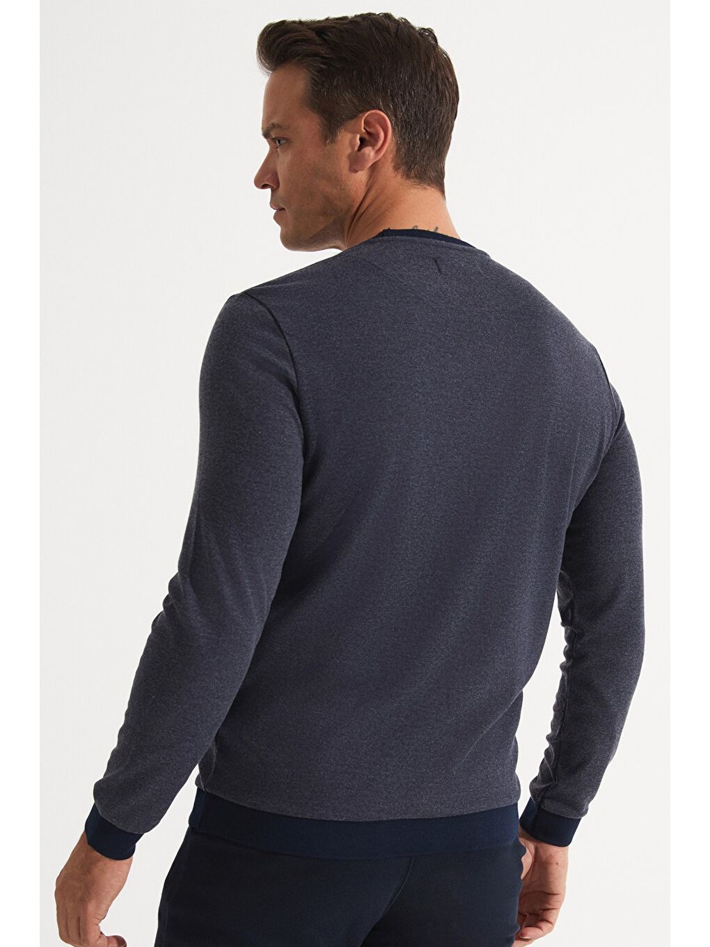 Lacivert Bisiklet Yaka Uzun Kollu Basic Erkek Sweatshirt-4