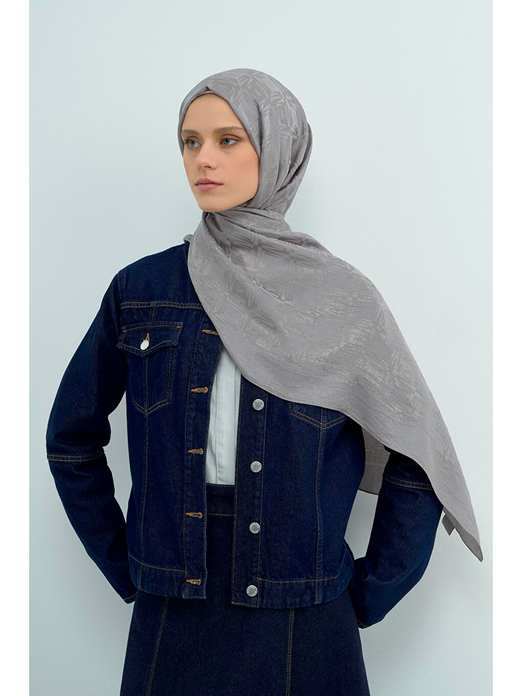 Bej Lyocell Naia Kare Monogram Şal 6 20-3