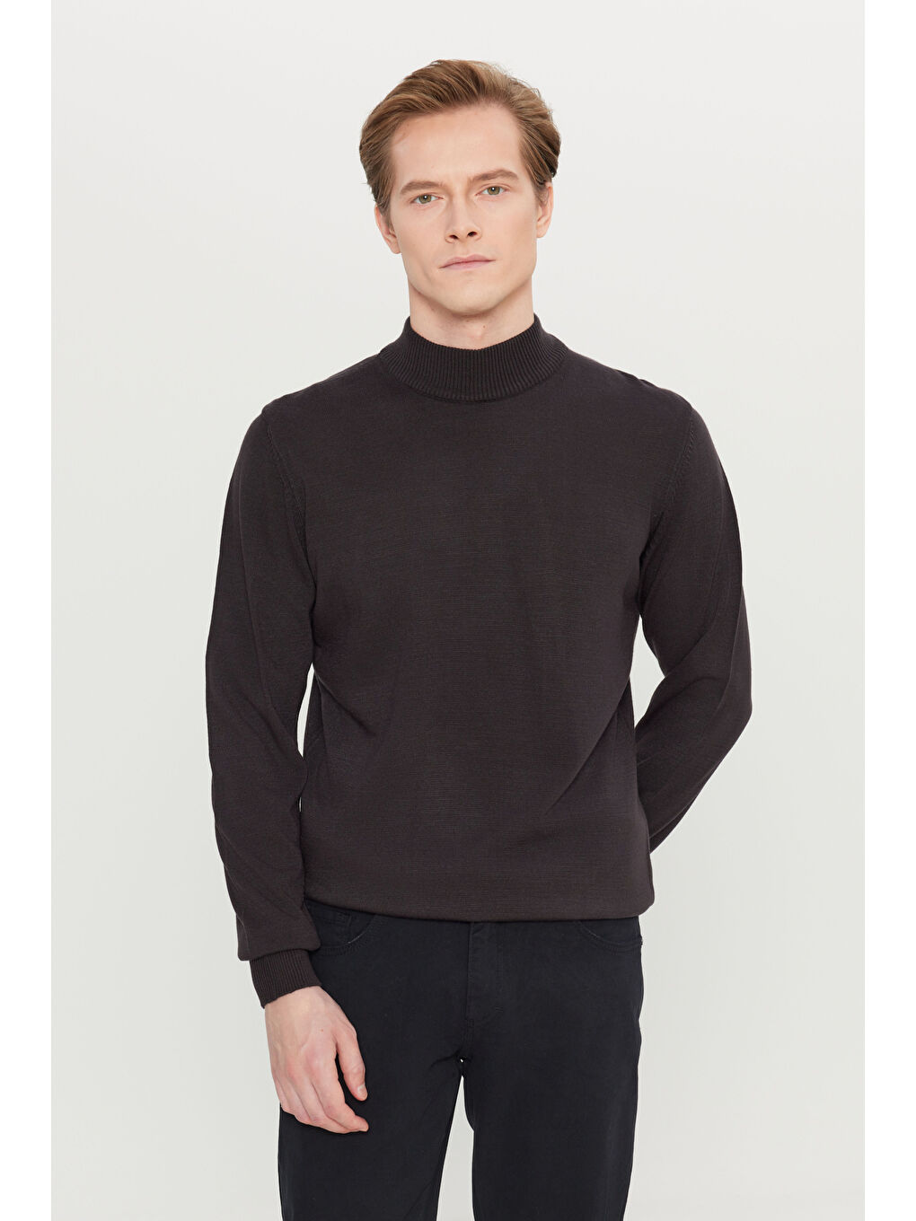 Erkek Kahverengi Tüylenme Yapmayan Anti-Pilling Standart Fit Yarım Balıkçı Yaka Triko Kazak-2