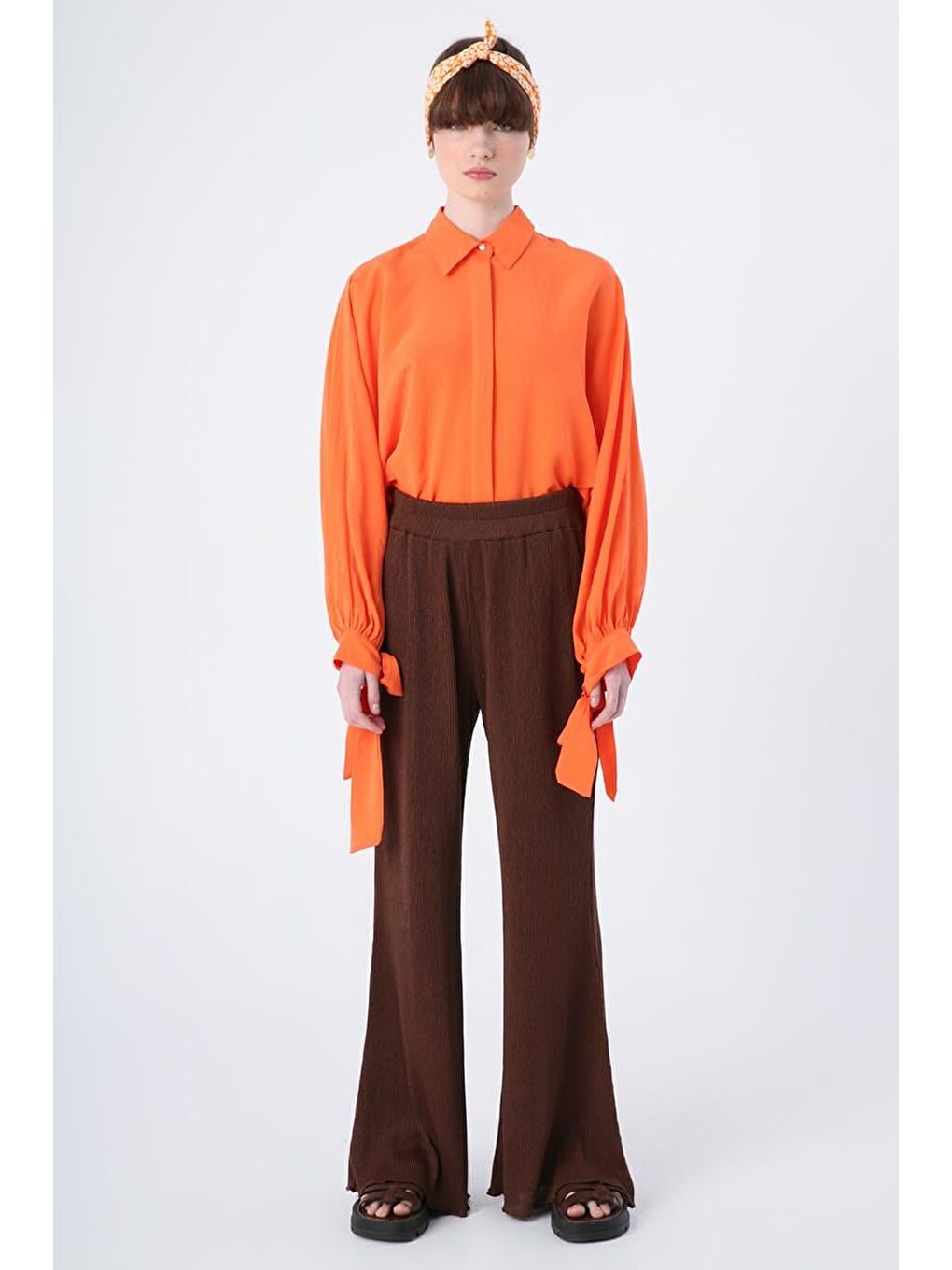 Kahverengi Piliseli Bol Paça Beli Lastikli Pantolon-1