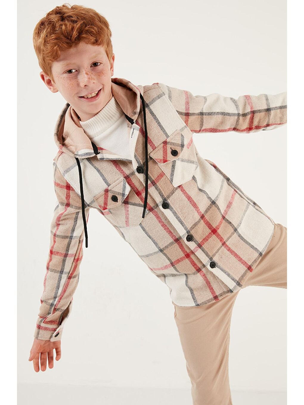 Bej Kapüşonlu Cepli Ekoseli Oduncu Gömlek CF24W81782-1