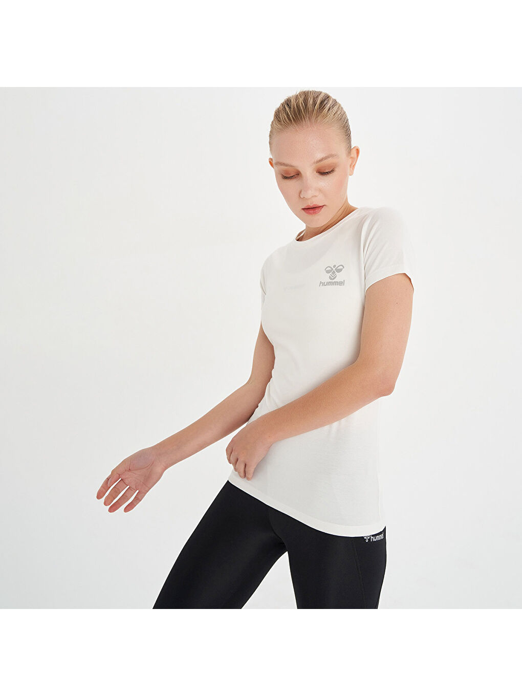 Deni Kadın Beyaz Bisiklet Yaka Tişört-1