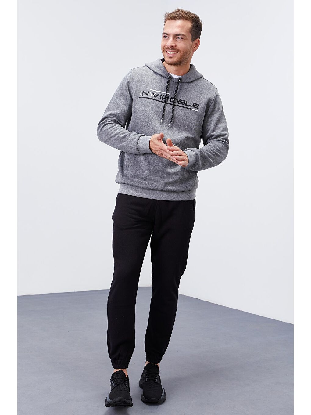 Gri Melanj Kanguru Cep Standart Kalıp Kapüşonlu  Erkek Hoodie - 87883-1