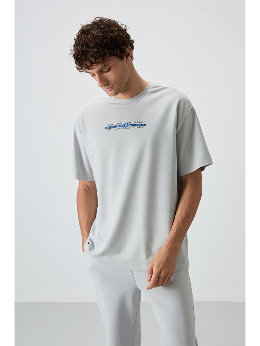 Bej Taş Pamuklu Kalın Yüzeyi Dokulu  Fit  Baskılı Erkek Tişört - 88365