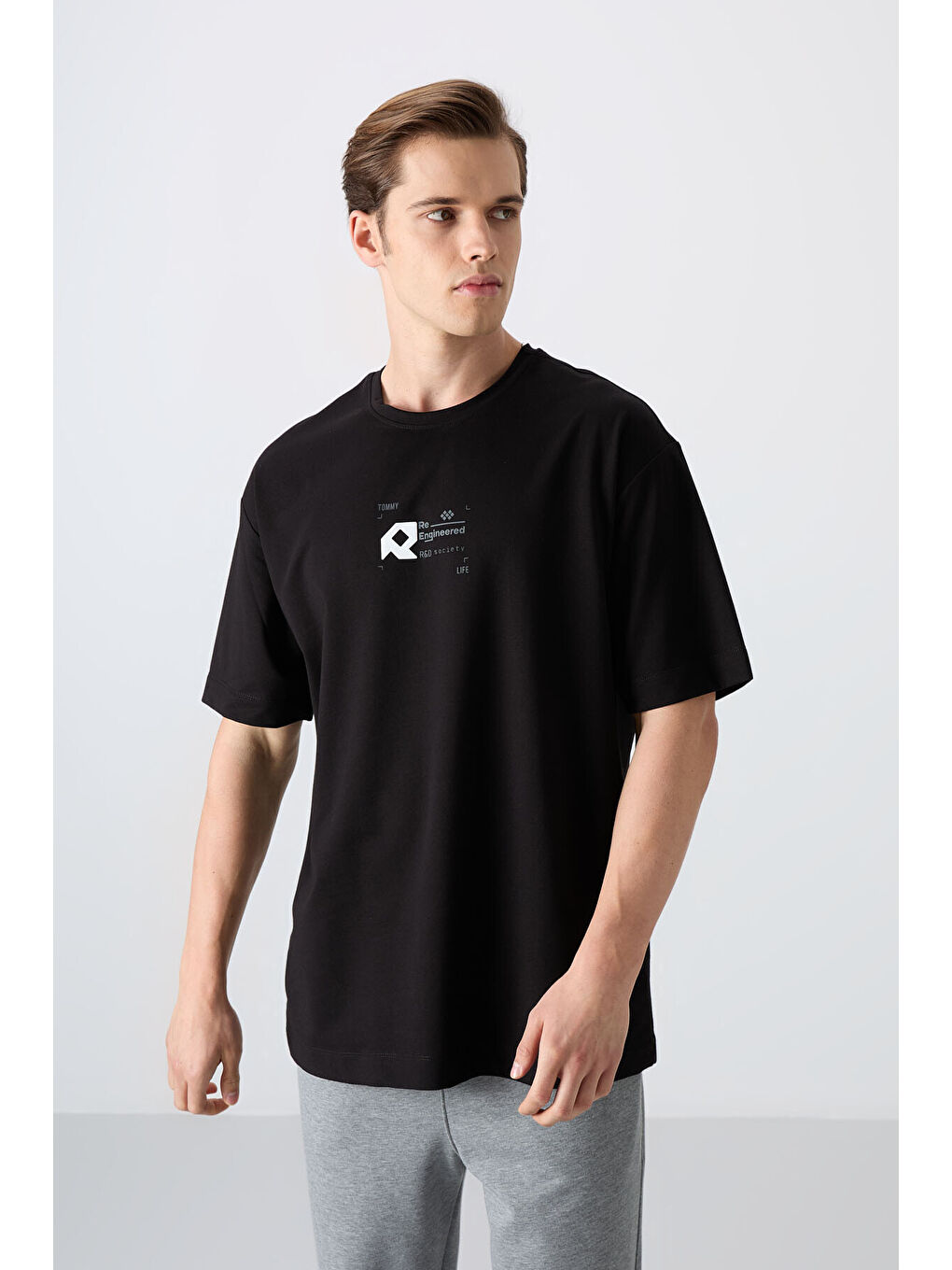 Siyah Pamuklu Kalın Yumuşak Dokulu Oversize Fit Baskılı Erkek Tişört - 88350-3