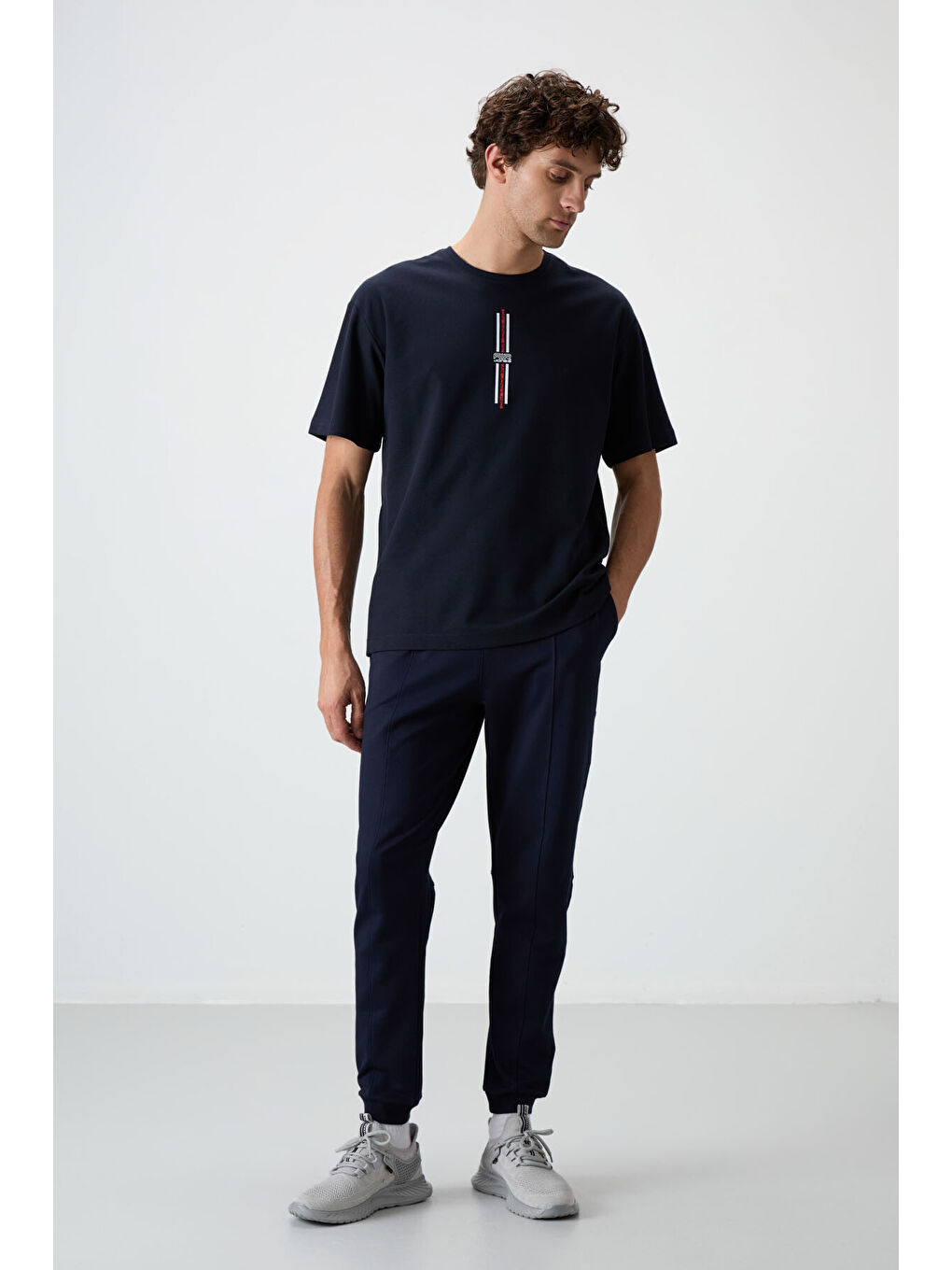 Lacivert Pamuklu Kalın Yüzeyi Dokulu  Fit  Baskılı Erkek Tişört - 88366-2