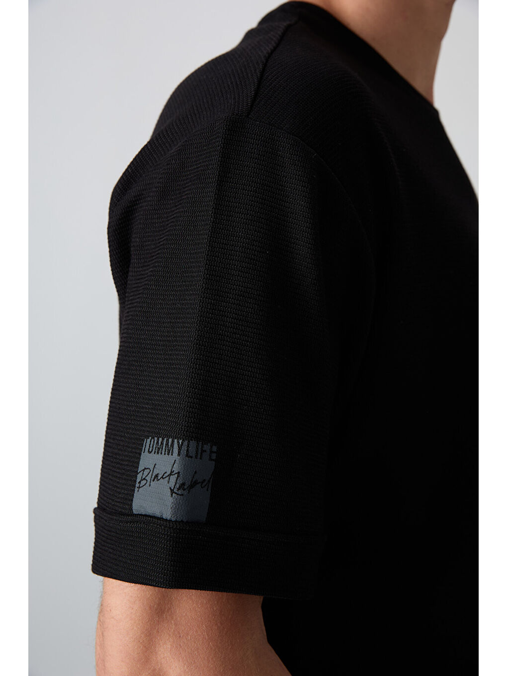 Siyah Pamuklu Kalın Yüzeyi Dokulu Oversize Fit Basic Erkek Tişört - 88339-1