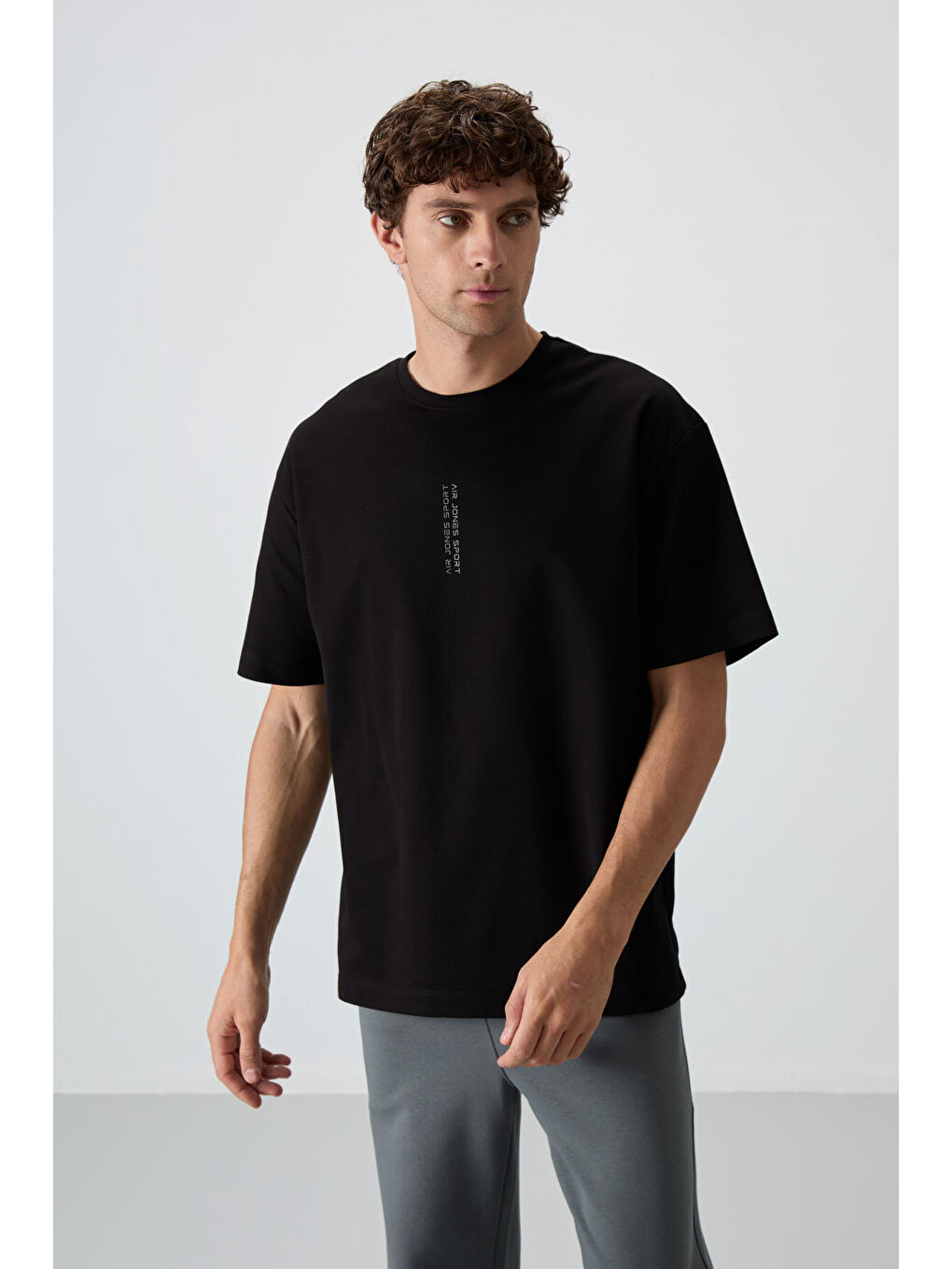 Siyah Pamuklu Kalın Yüzeyi Dokulu  Fit  Baskılı Erkek Tişört - 88368-2