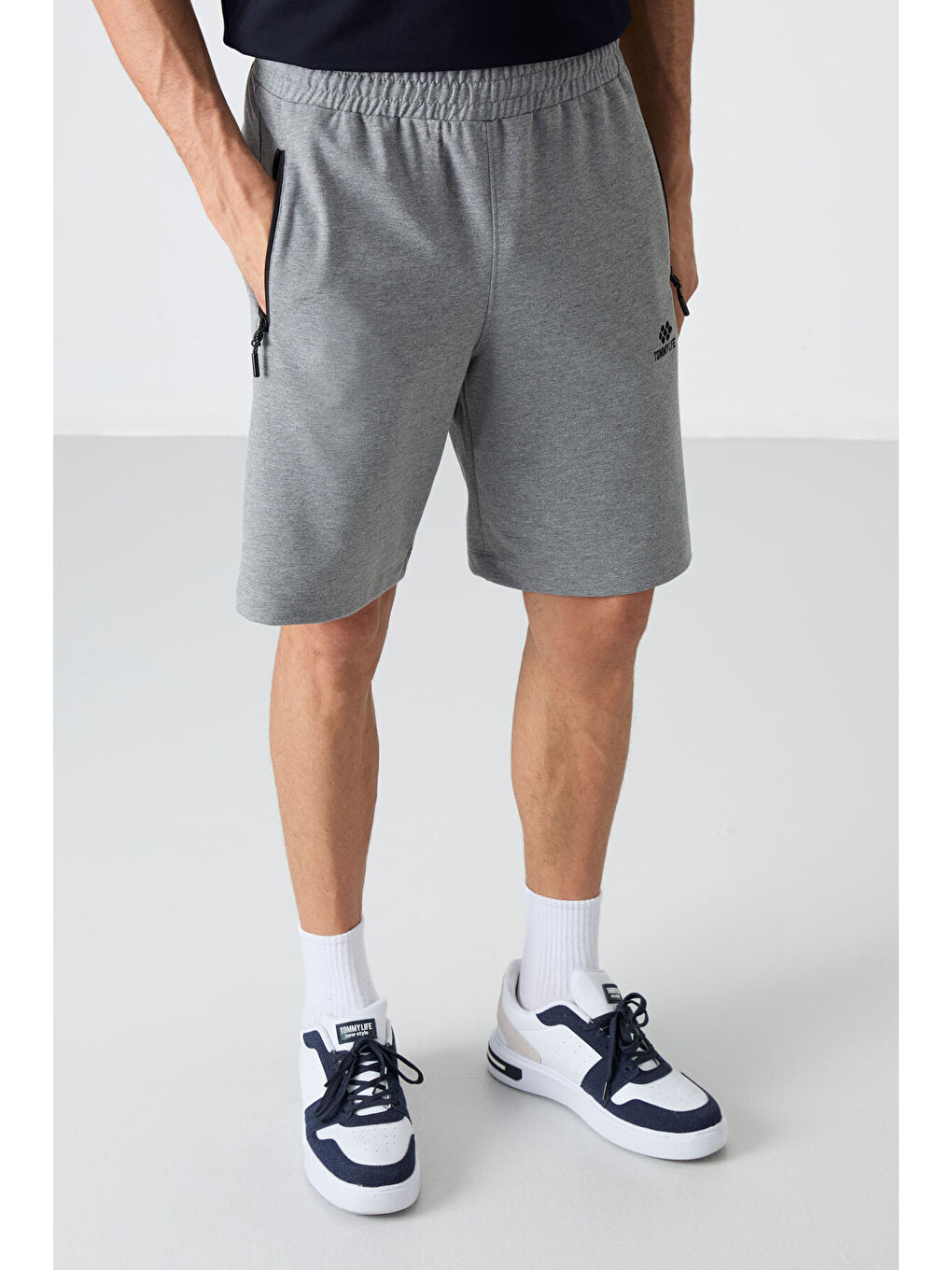Gri Melanj Gizli Fermuar Arka Cepli Bağcıklı Standart Kalıp Erkek Şort - 81136-3
