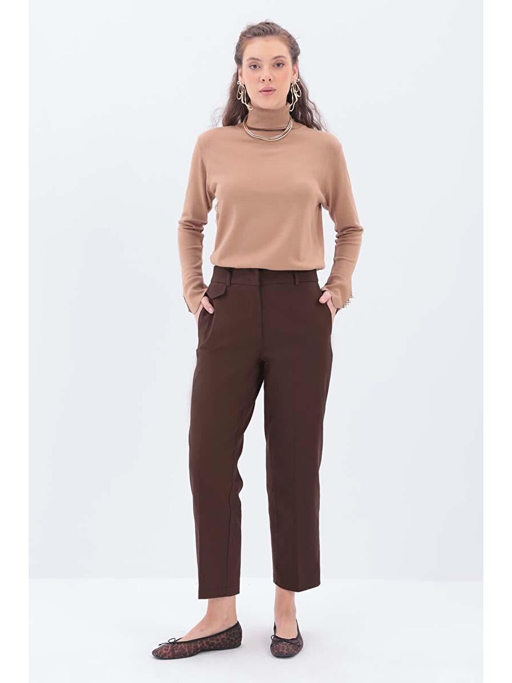Kahverengi Kahve Süs Cep Kapaklı Pensli Havuç Pantolon