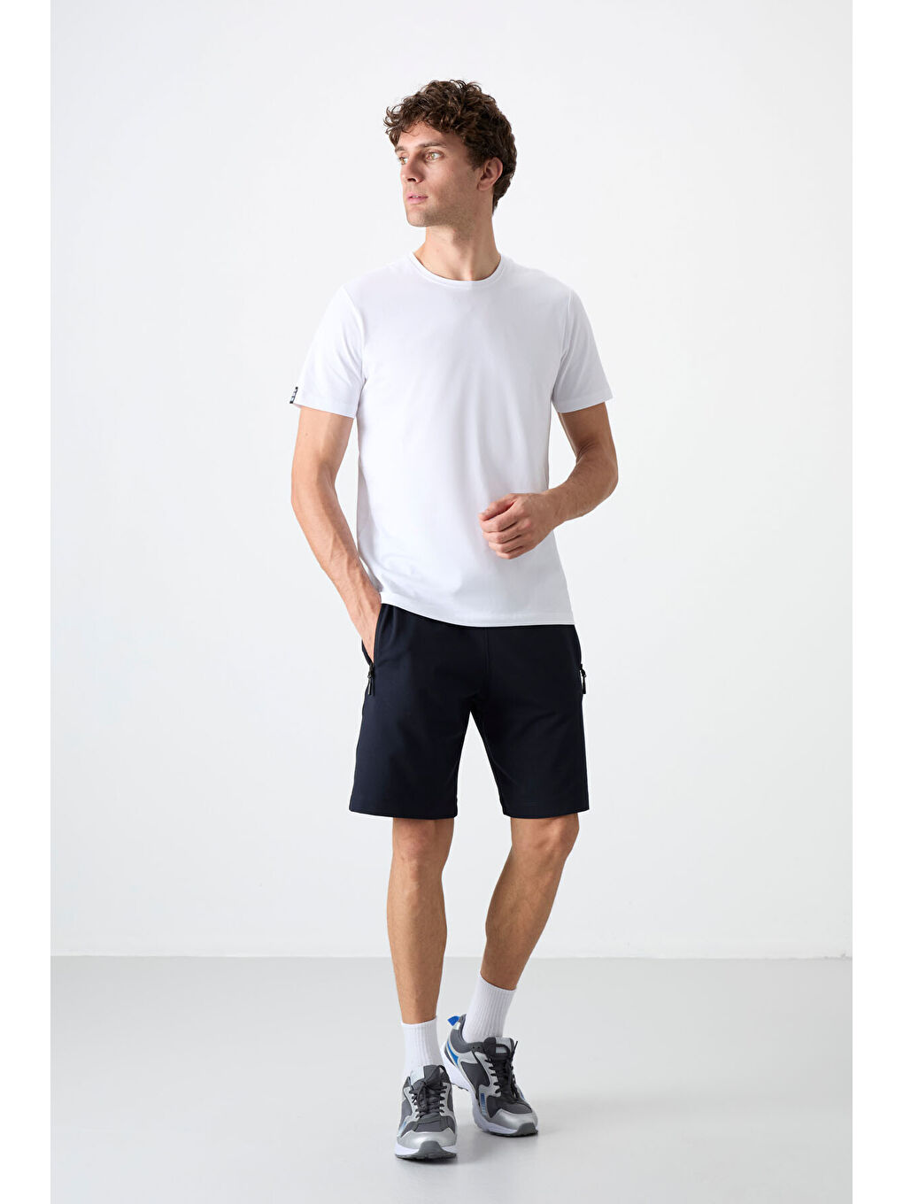 Lacivert Gizli Fermuar Arka Cepli Bağcıklı Standart Kalıp Erkek Şort - 81136-2