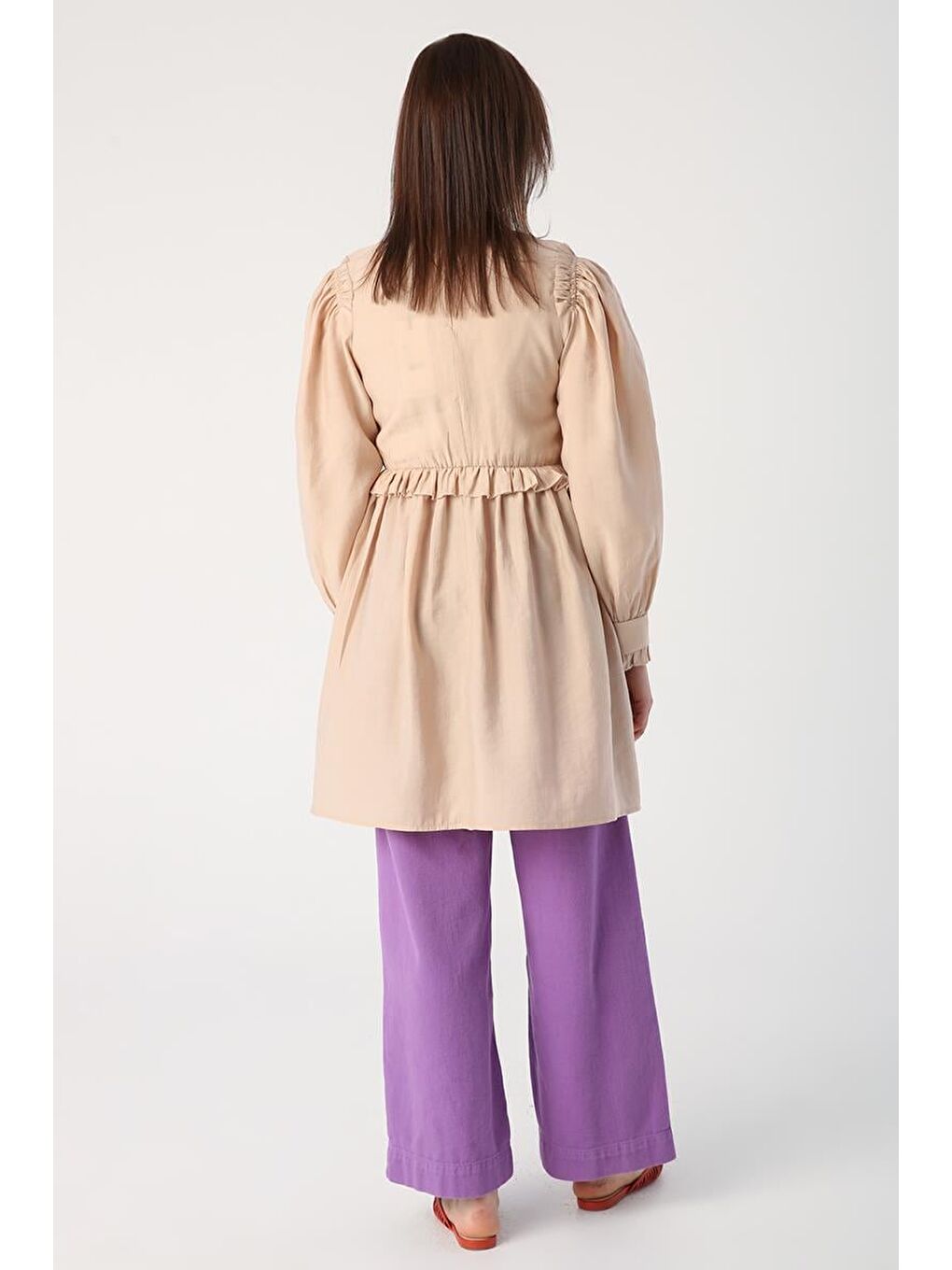 Bej Fırfır Detaylı Beli Büzgülü Tunik-3