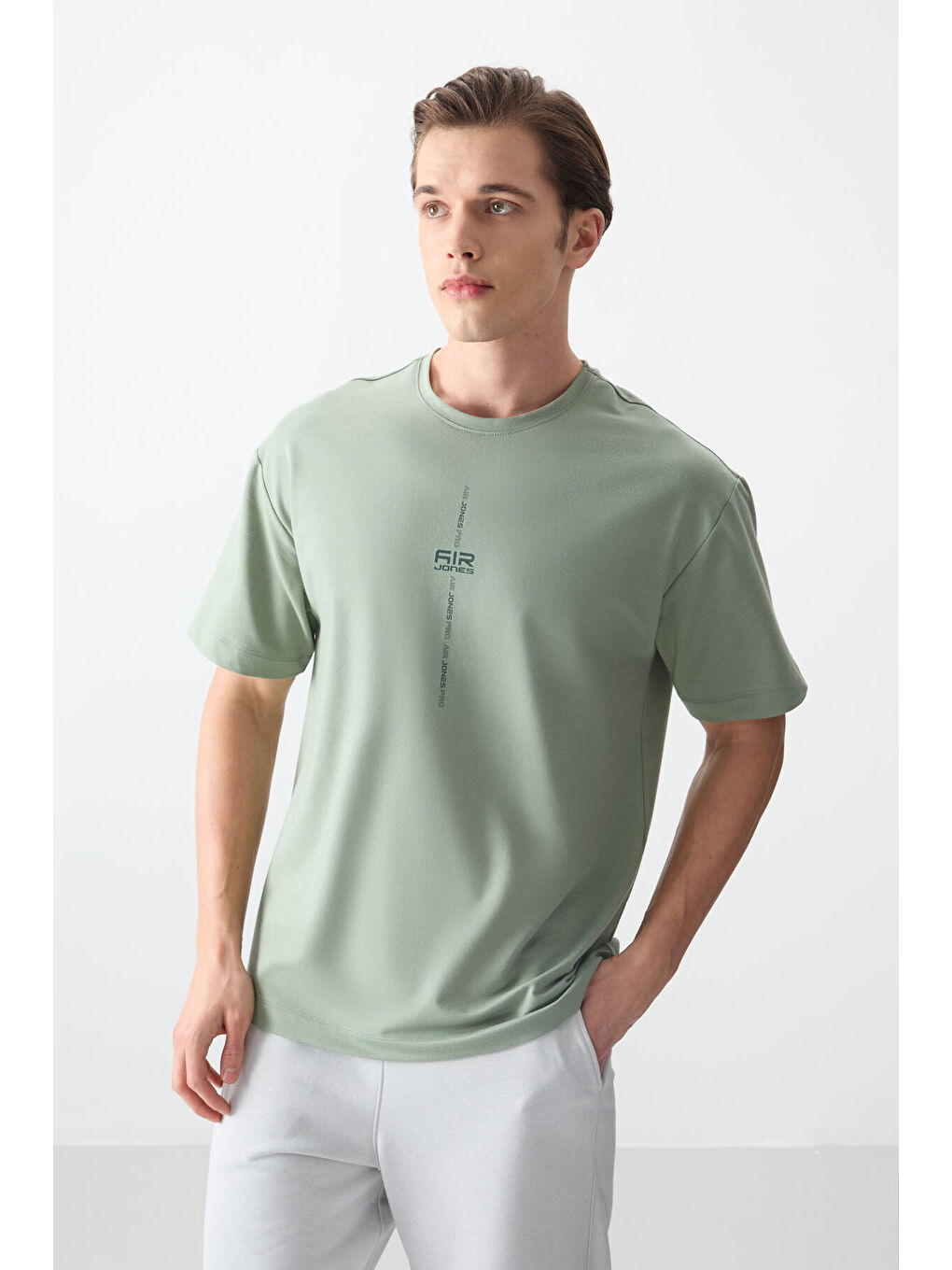 Açık Yeşil Pamuklu Kalın Yumuşak Dokulu Oversize Fit Baskılı Erkek Tişört - 88373-3