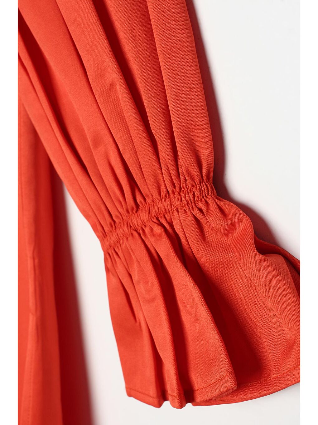 Turuncu-Kolu Lastikli Fırfır Detaylı Tunik-4