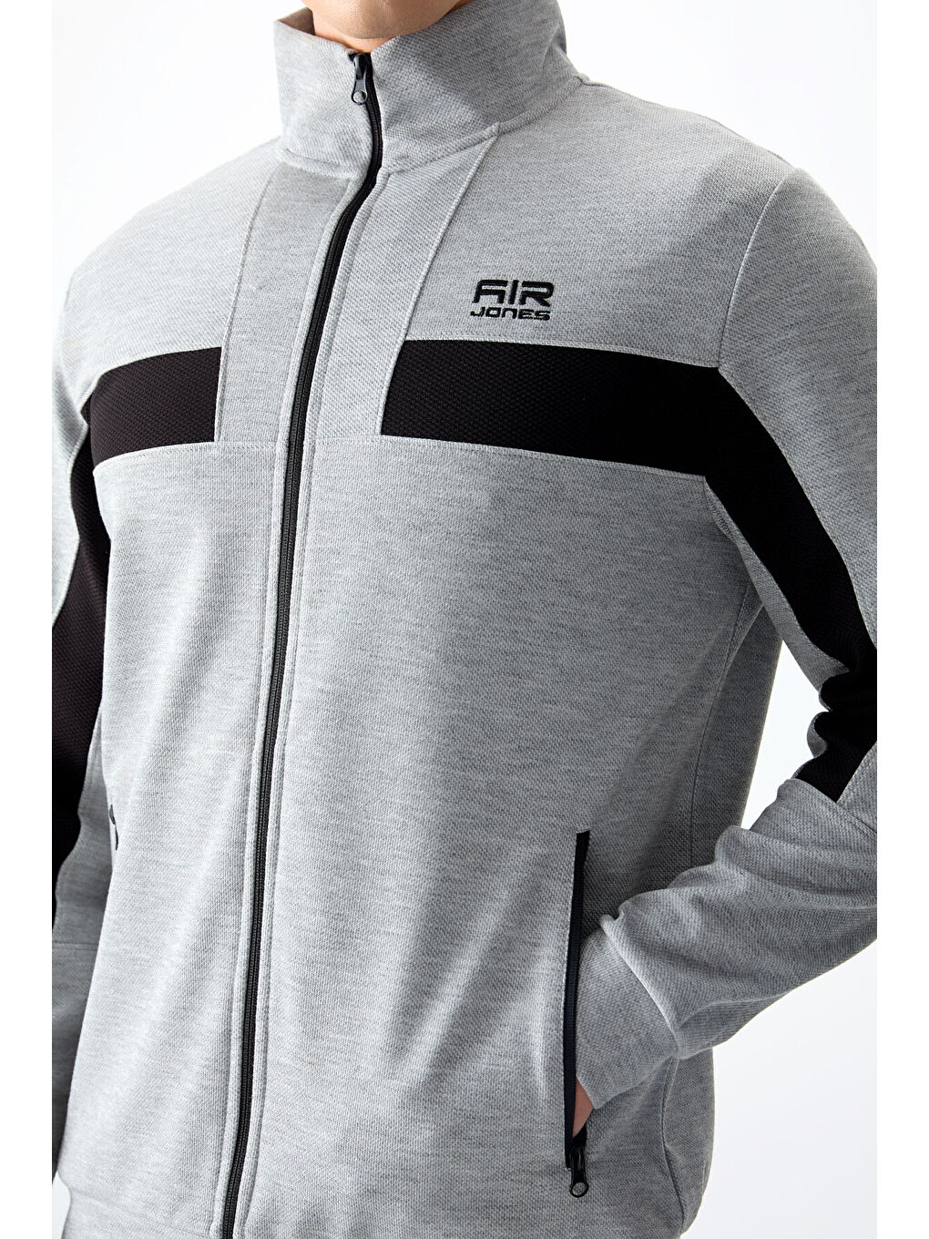 Gri Yüzeyi Dokulu Standart Fit Nakışlı Erkek Eşofman Takım - 85248-1