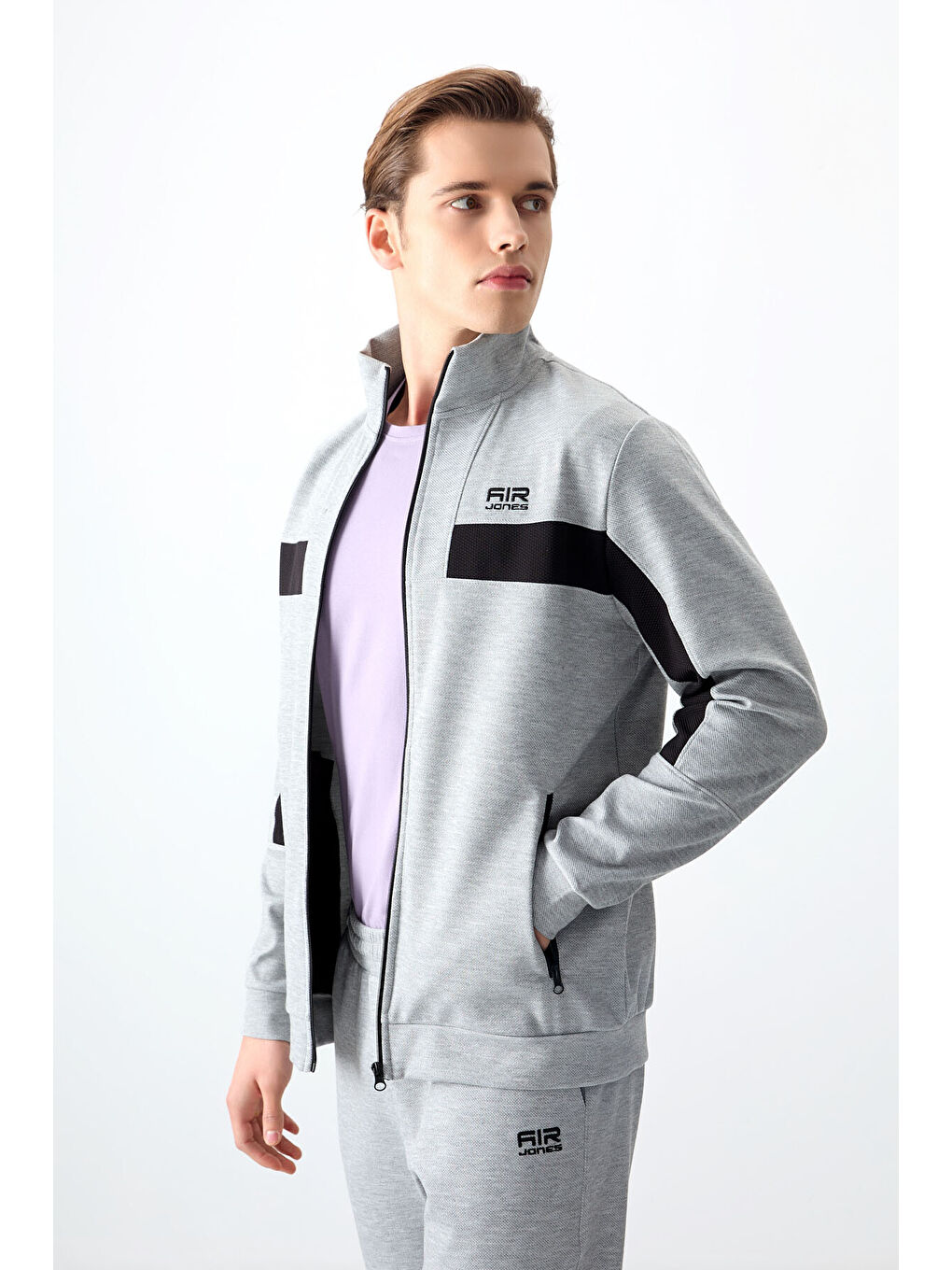 Gri Yüzeyi Dokulu Standart Fit Nakışlı Erkek Eşofman Takım - 85248-2