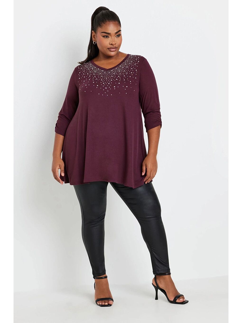 Mor Büyük Beden V Yakası Taş İşlemeli Kolları Büzgülü Bluz 322227-3