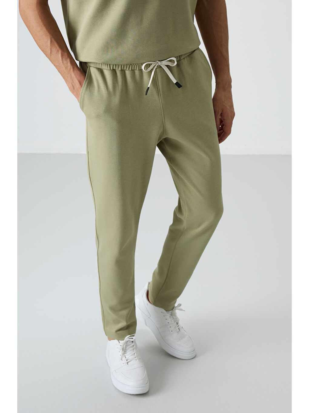 Yeşil Açık Çağla Pamuklu Kalın Yumuşak Dokulu  Fit Basic Erkek Eşofman Takım - 85251-3