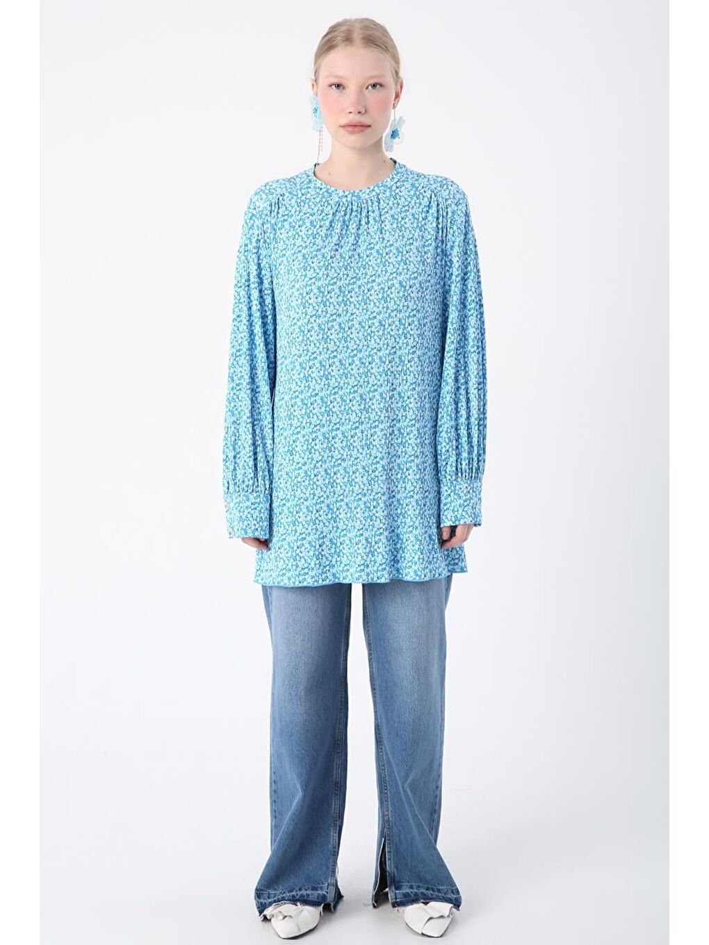 Mavi-Beyaz Desenli Biye Kemerli Rahat Piliseli Tunik-1