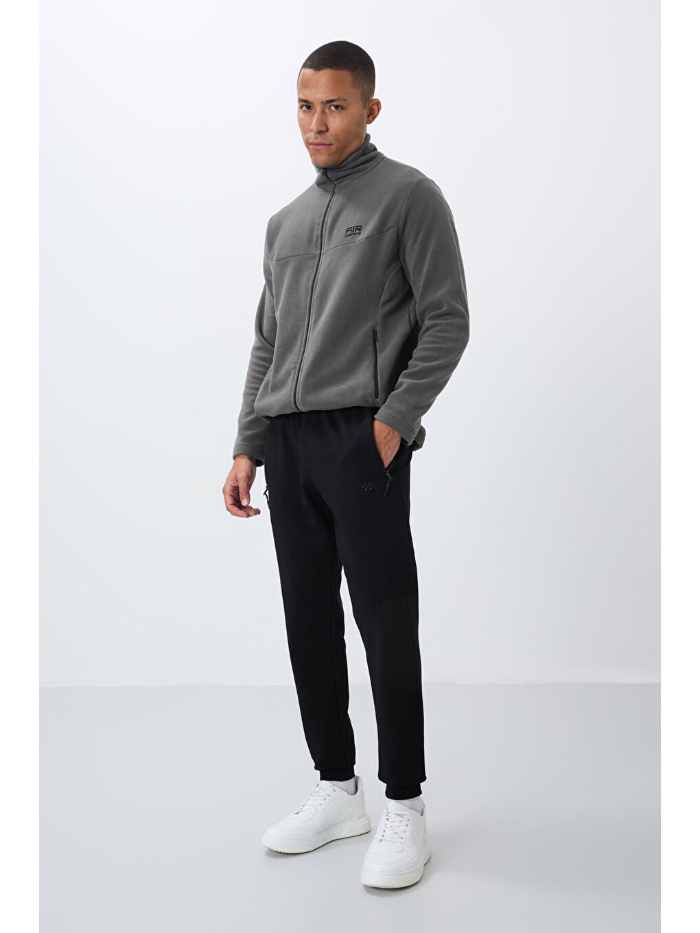 Siyah Fermuar Cepli Standart Kalıp Erkek Jogger Eşofman Altı- 84651-1