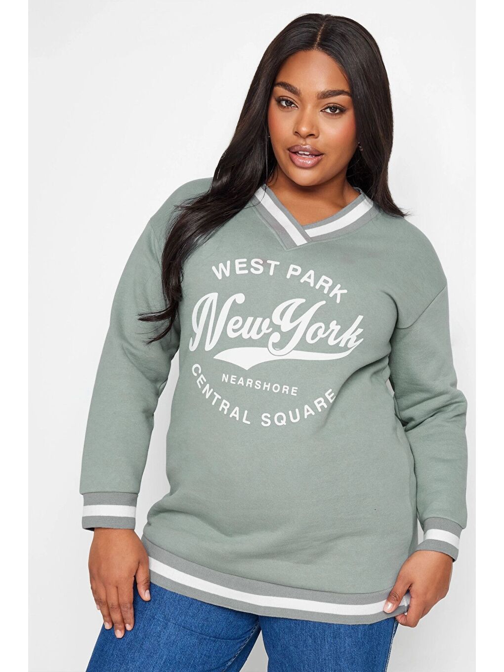 Gri Büyük Beden V Yaka Uzun Kollu Baskılı Şerit Detaylı Sweatshirt 302803