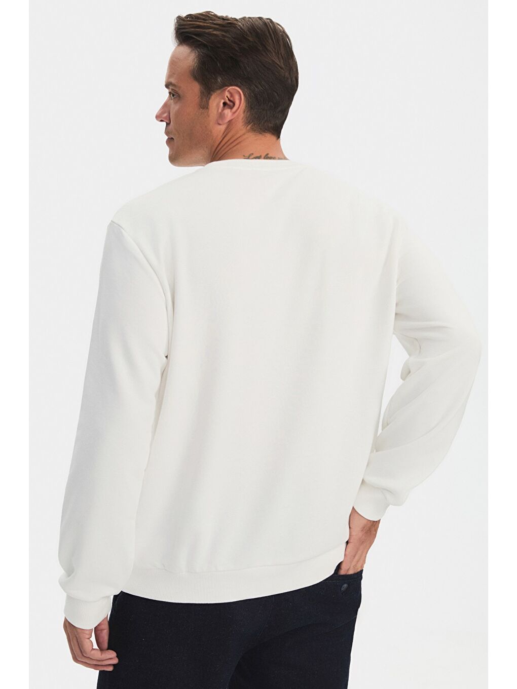 Ekru Bisiklet Yaka Uzun Kollu Baskılı Erkek Sweatshirt-4