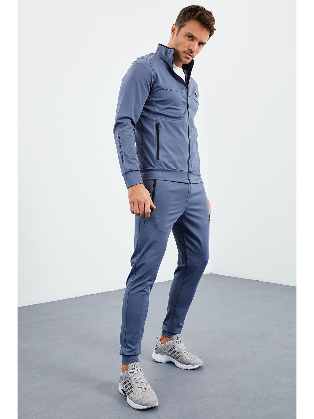 Petrol Dik Yaka Fermuarlı Standart Kalıp Manşetli Erkek Eşofman Takım - 85160