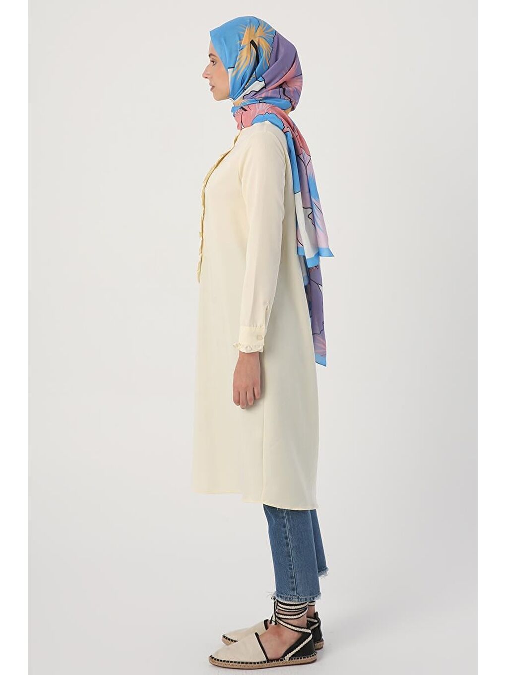 Ekru-Fırfır Detaylı Tunik-2