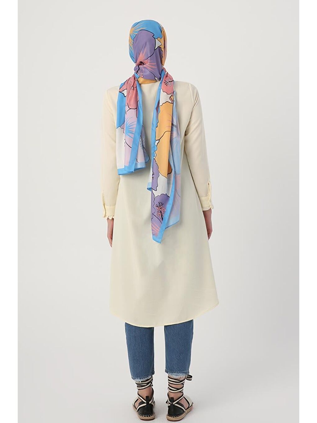 Ekru-Fırfır Detaylı Tunik-3