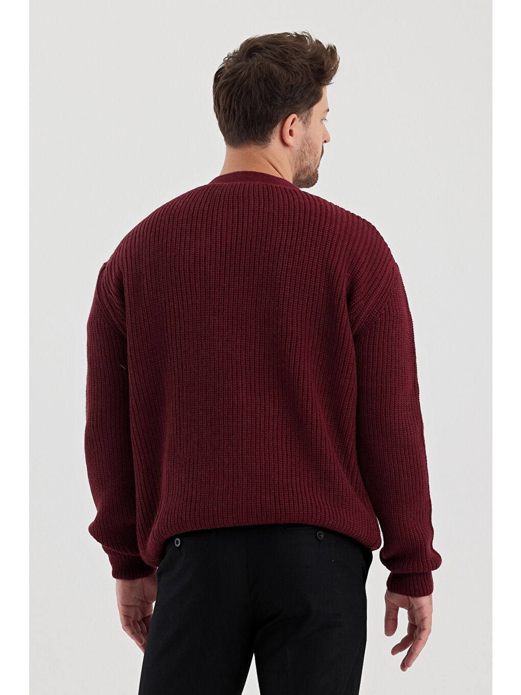 Bordo Erkek V yaka Düğmeli Yazı Detaylı Hırka-4