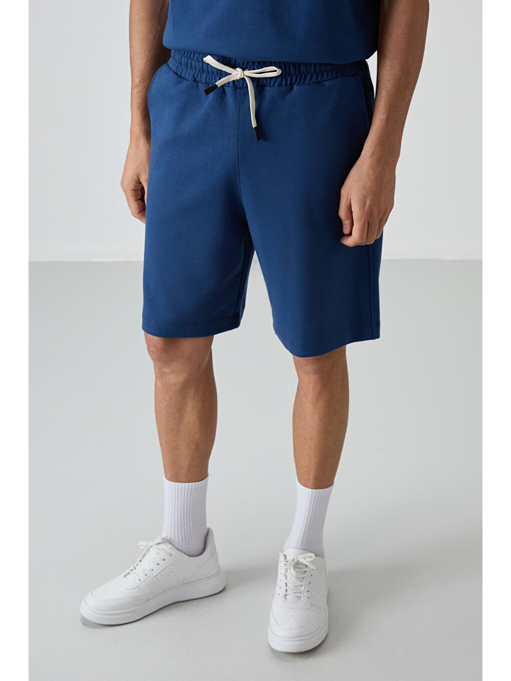 Mavi Pamuklu Kalın Yumuşak Dokulu  Fit Basic Şortlu Takım - 85249-4