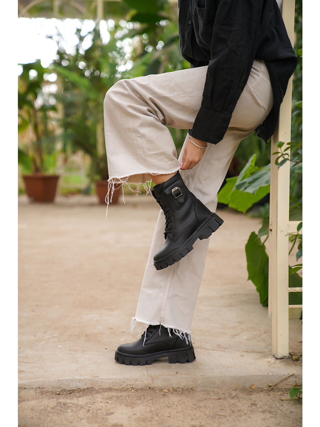 Siyah Katiya Soğuk Geçirmez Kadın Günlük Ortopedik Kışlık Bot-5