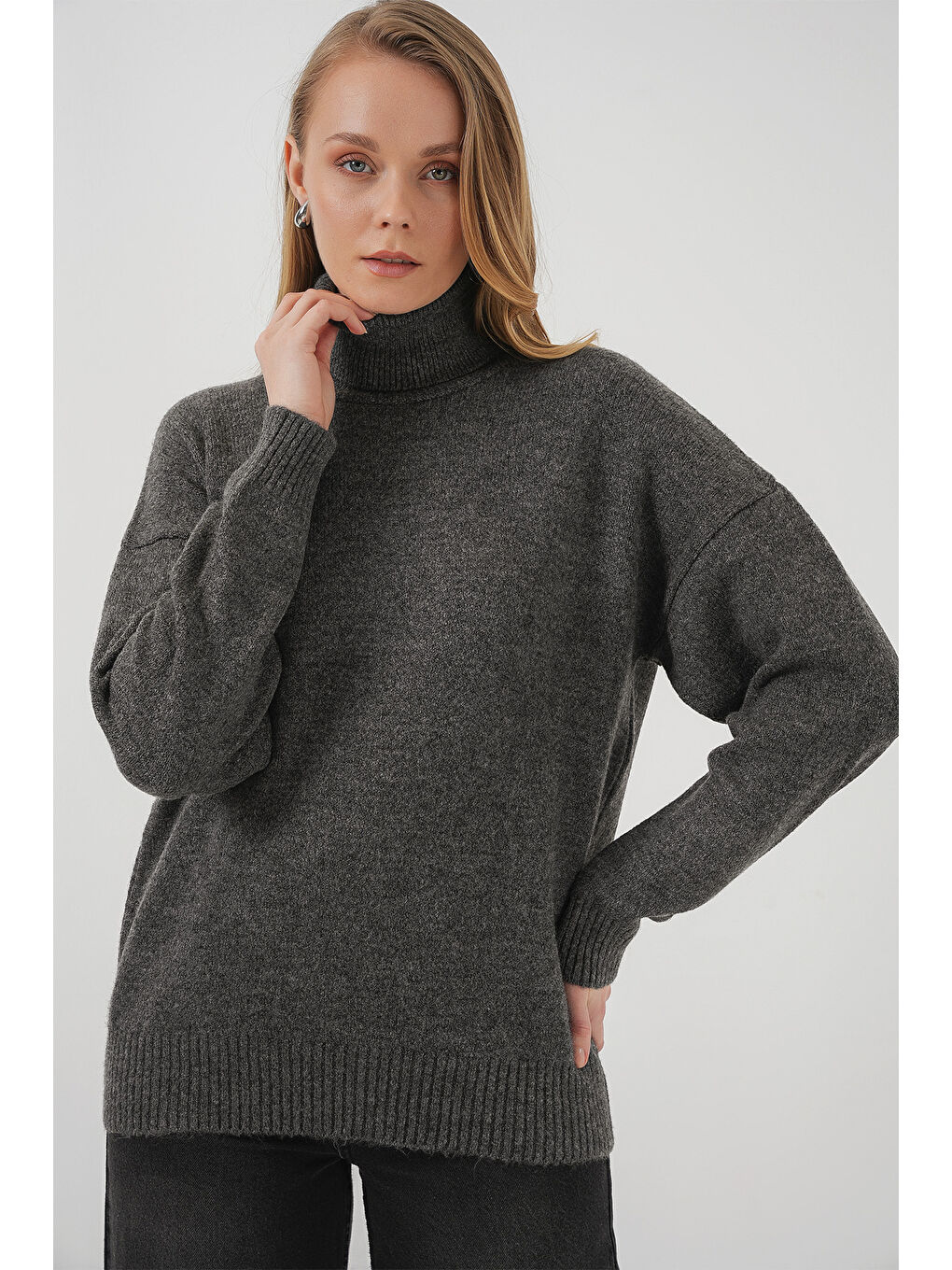 15917 Kadın Balıkçı Yaka Oversize Triko Kazak - Antrasit-2