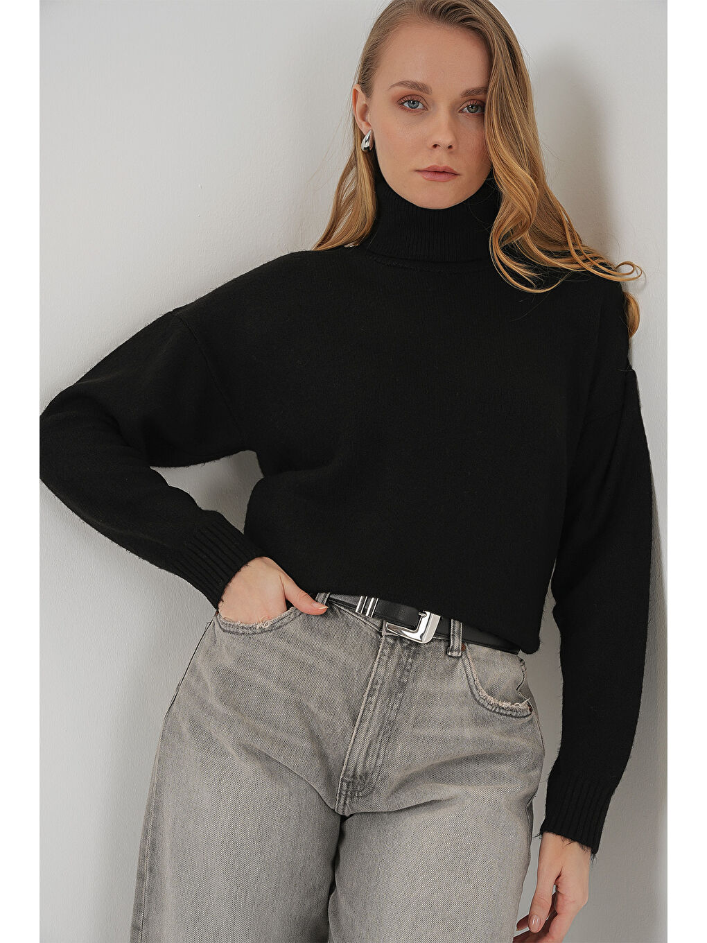 15917 Kadın Balıkçı Yaka Oversize Triko Kazak - Siyah-3