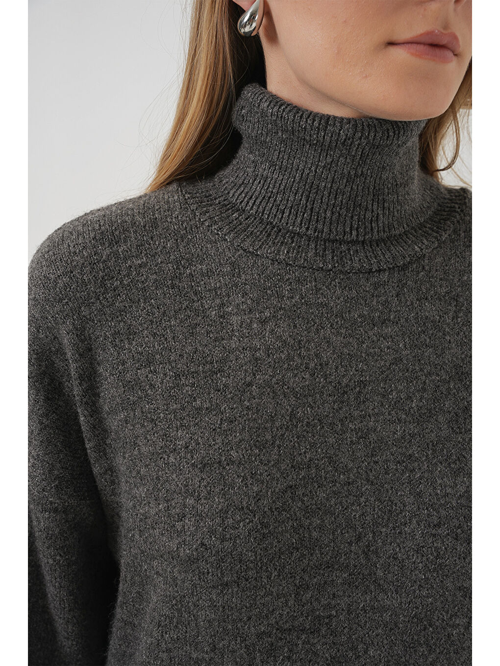 15917 Kadın Balıkçı Yaka Oversize Triko Kazak - Antrasit-4