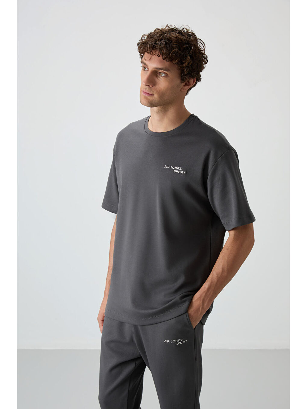 Haki Pamuklu Kalın Yumuşak Dokulu  Fit Nakışlı Erkek Eşofman Takım - 85252-3