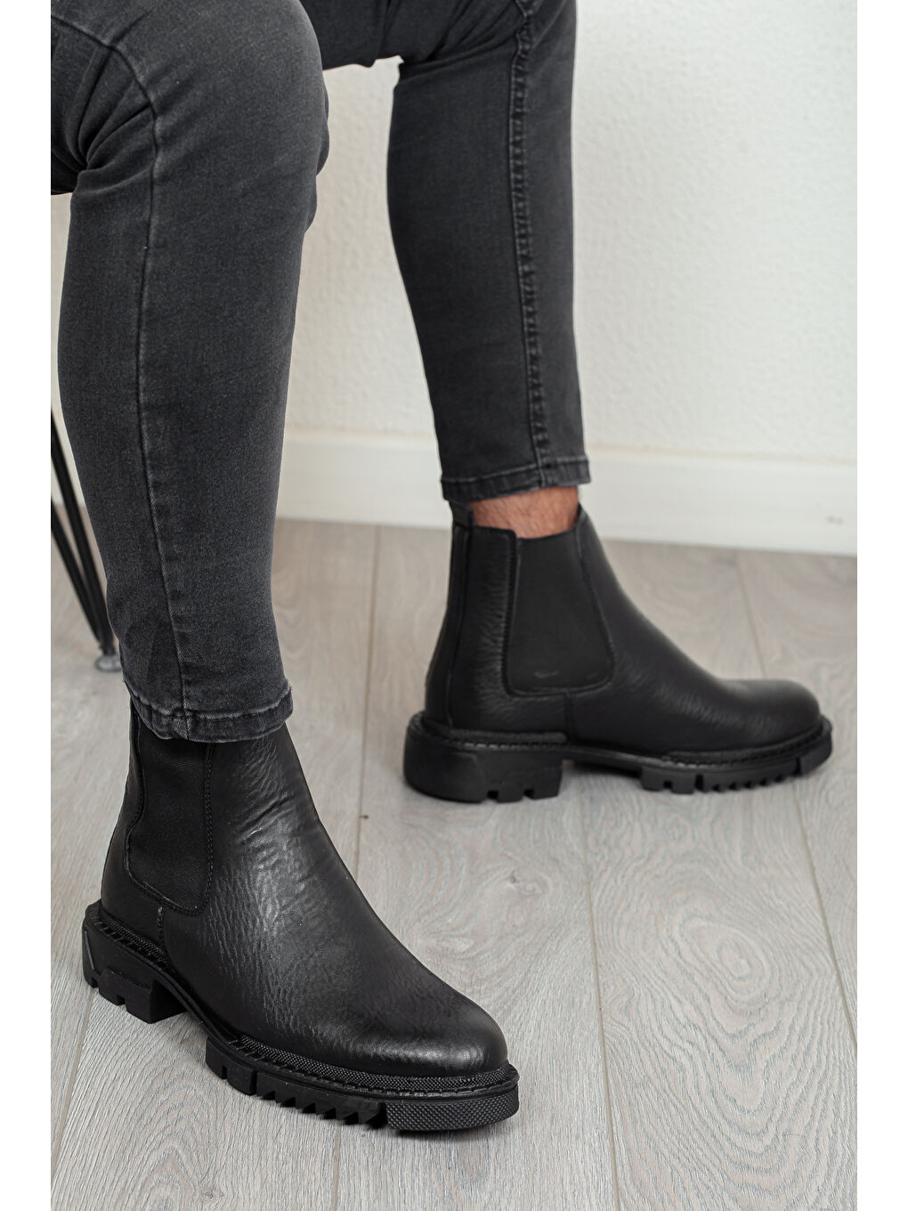 Siyah D111 Ürün Soğuk Geçirmez Ortopedik Erkek Kışlık Bot-1