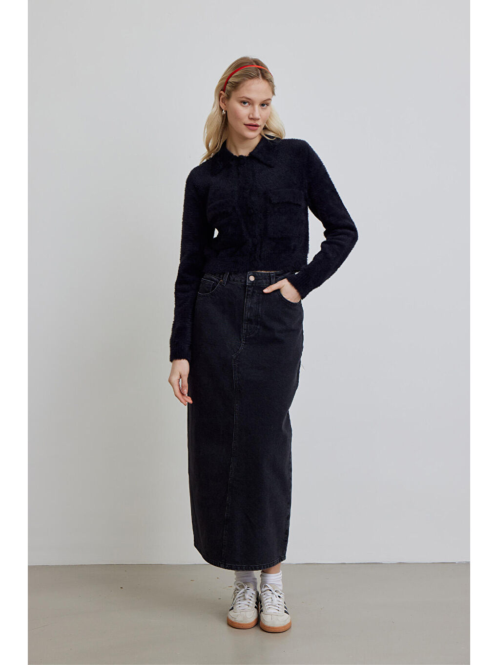 Arya Yumuşak Crop Hırka Siyah