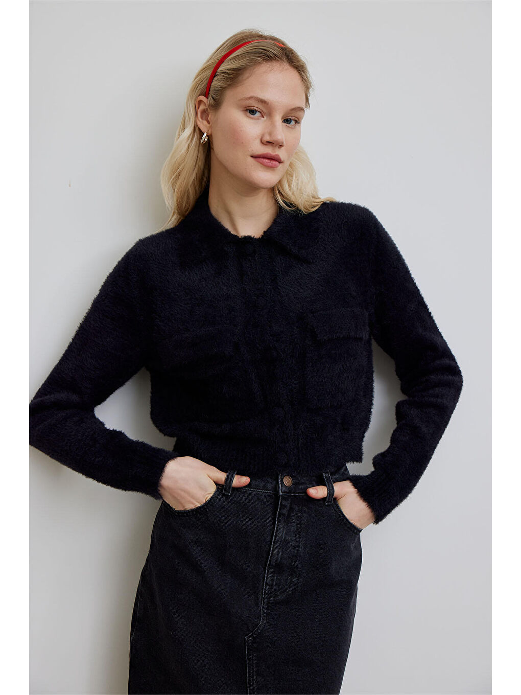 Arya Yumuşak Crop Hırka Siyah-1