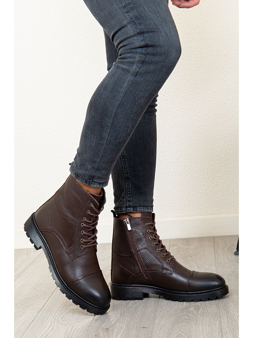 Kahverengi D402 Hakiki Deri Soğuk Geçirmez Kışlık Erkek Bot Kauçuk Taban-3