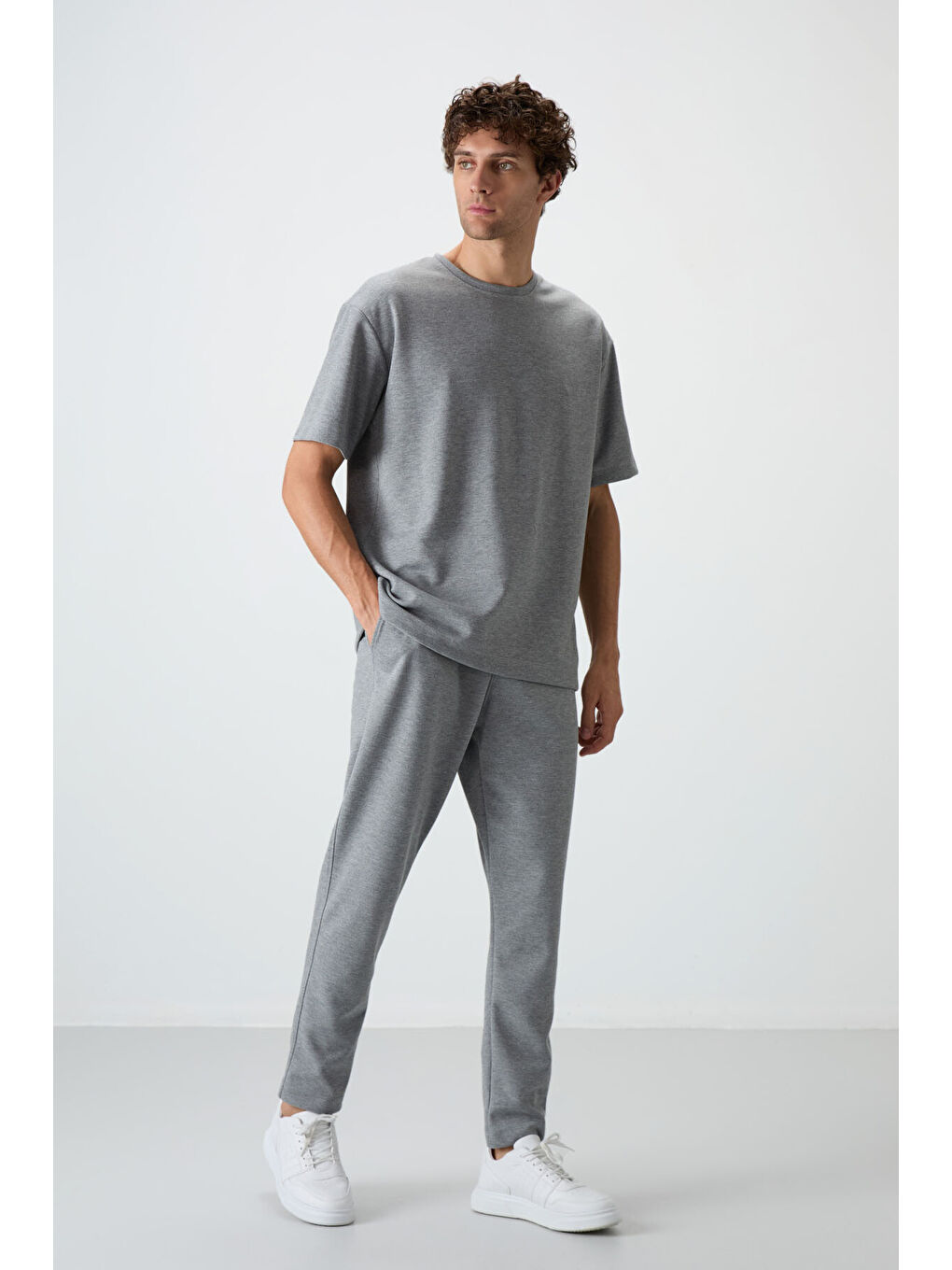 Gri Melanj Pamuklu Kalın Yumuşak Dokulu  Fit Basic Erkek Eşofman Takım - 85251