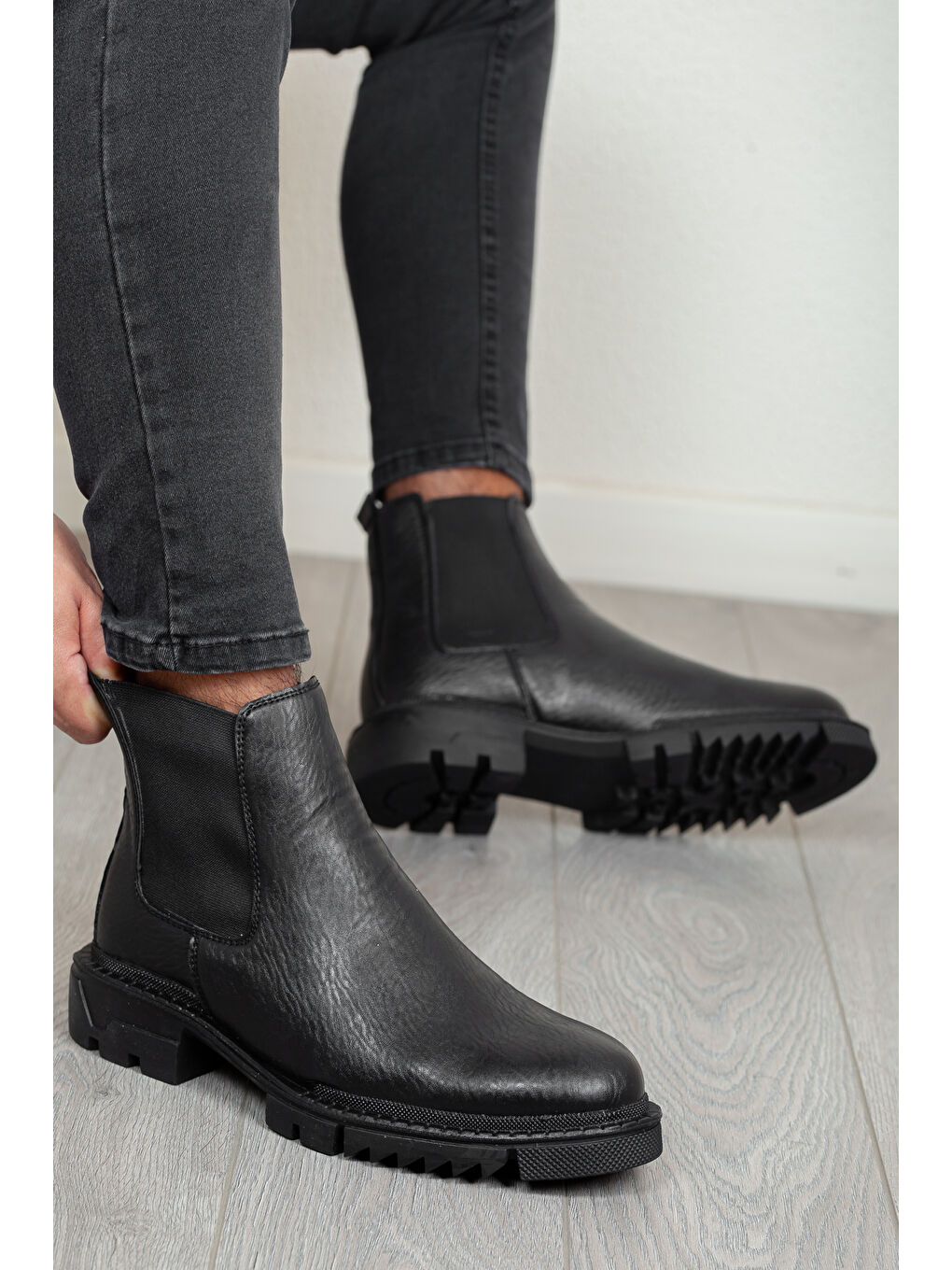 Siyah D111 Ürün Soğuk Geçirmez Ortopedik Erkek Kışlık Bot-3