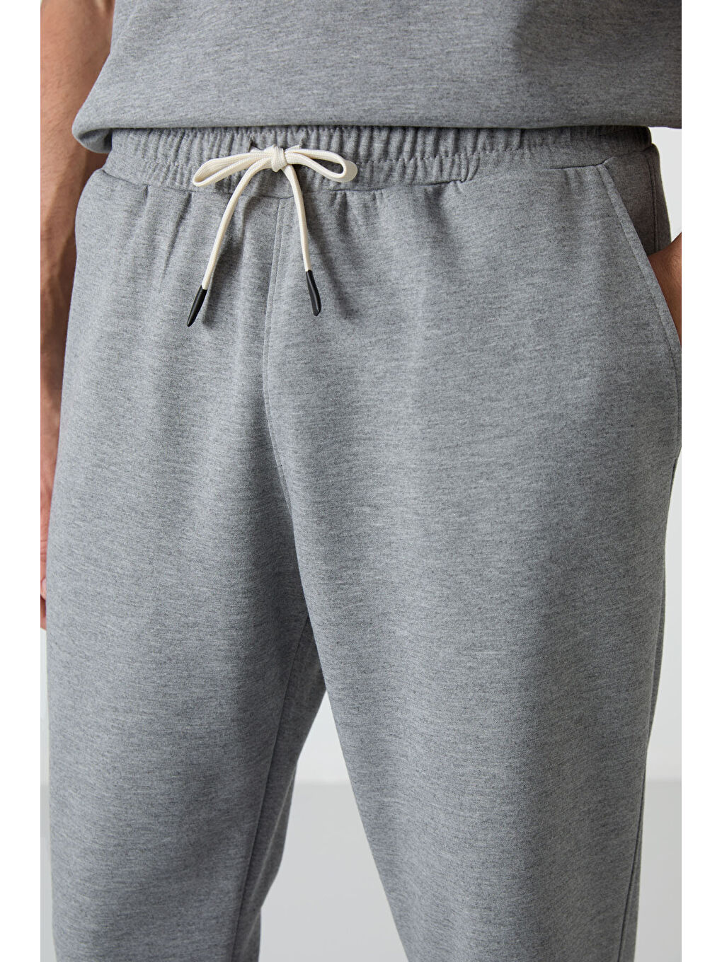 Gri Melanj Pamuklu Kalın Yumuşak Dokulu  Fit Basic Erkek Eşofman Takım - 85251-2