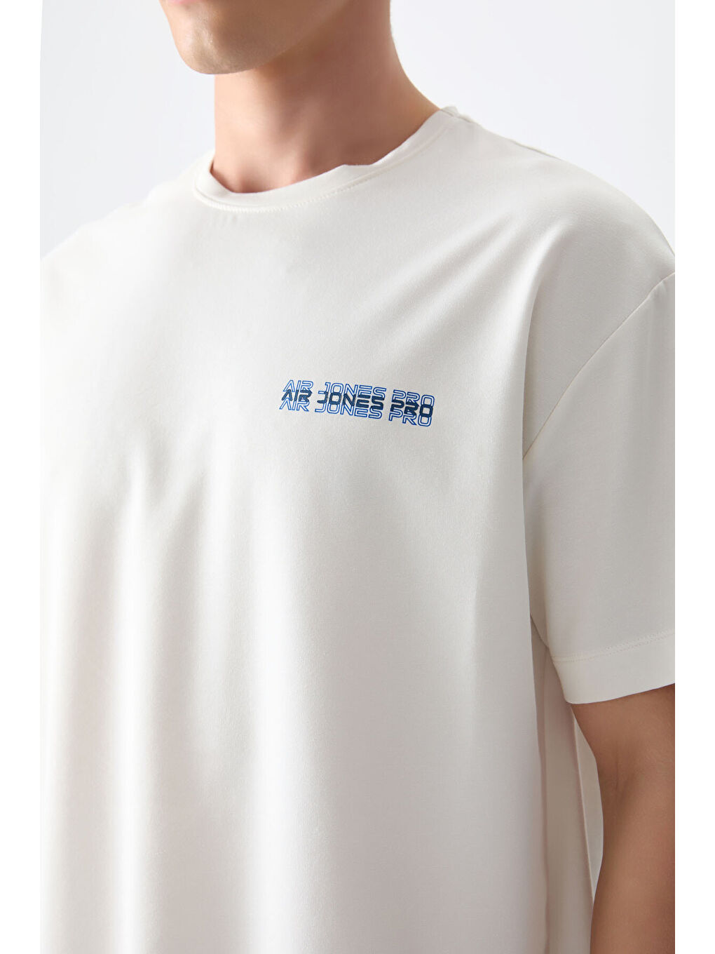 Ekru Pamuklu Kalın Yumuşak Dokulu Oversize Fit Baskılı Erkek Tişört - 88375-1