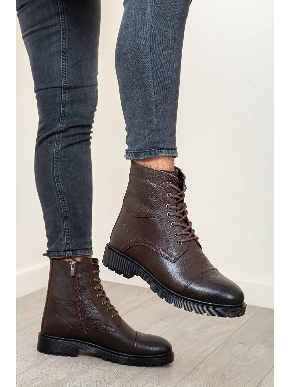 Kahverengi D402 Hakiki Deri Soğuk Geçirmez Kışlık Erkek Bot Kauçuk Taban-5